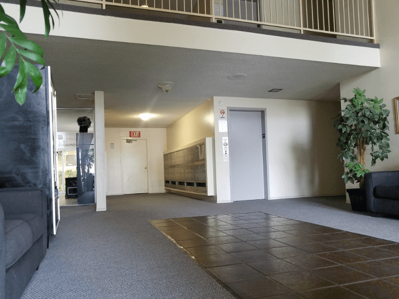 Whittier Multiplex: 10640 Colima Rd