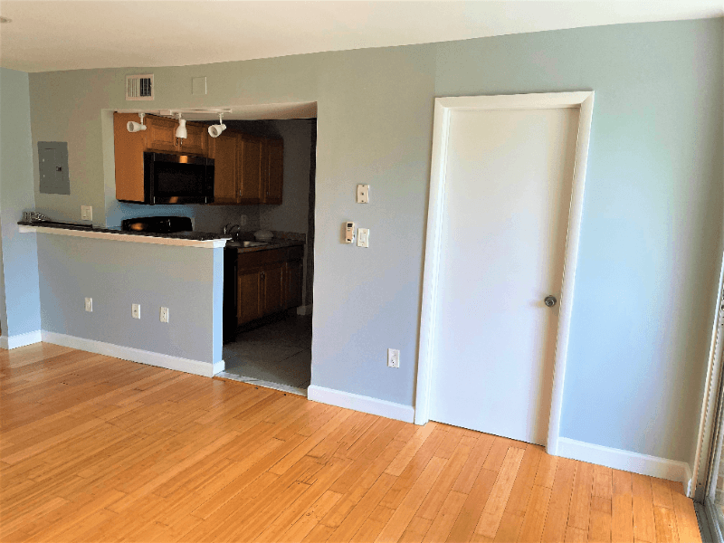 Greenbelt Condo: 8405 Greenbelt RD