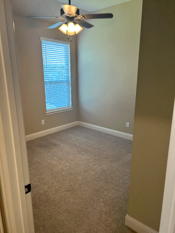 Midlothian House: 1102 Westminster Drive