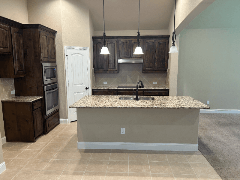 Midlothian House: 1102 Westminster Drive