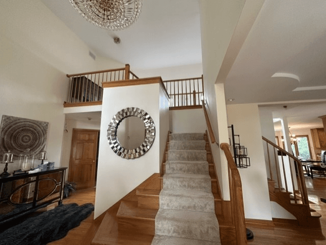 Naperville House: 1660 Whistler Court