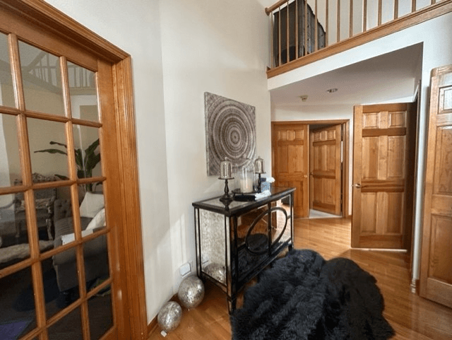 Naperville House: 1660 Whistler Court