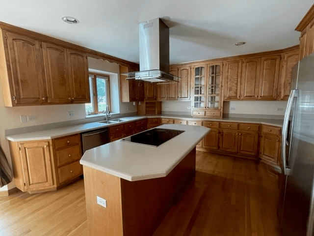 Naperville House: 1660 Whistler Court