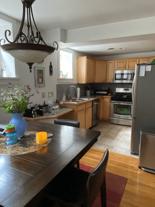 Saratoga Springs House: 66 Caroline Street