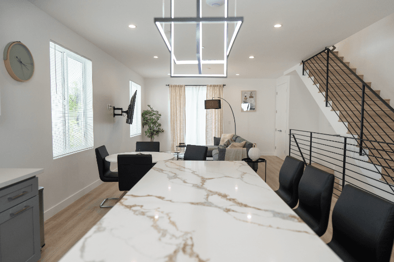NORTH HOLLYWOOD Townhome: 4831 RIVERTON AVE