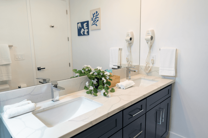 NORTH HOLLYWOOD Townhome: 4831 RIVERTON AVE