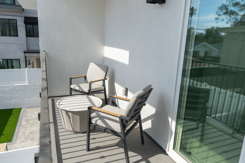 NORTH HOLLYWOOD Townhome: 4831 RIVERTON AVE