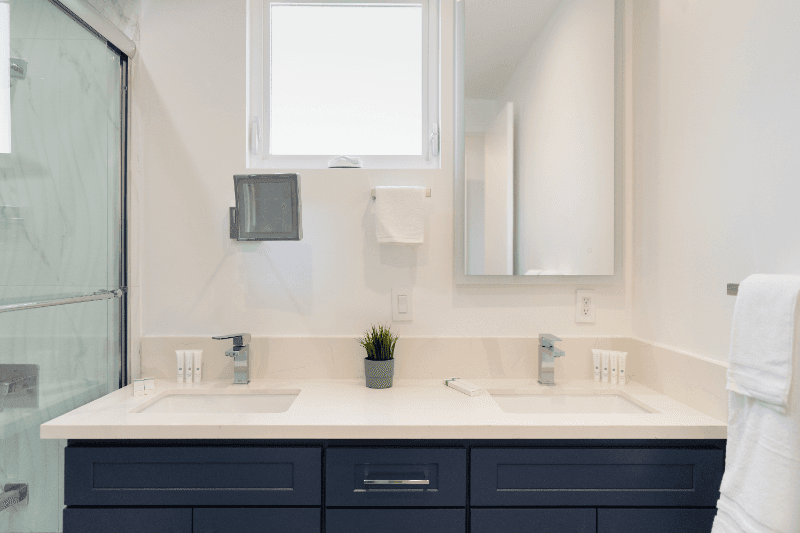 NORTH HOLLYWOOD Townhome: 4829 RIVERTON AVE