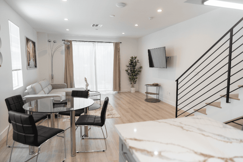 NORTH HOLLYWOOD Townhome: 4829 RIVERTON AVE