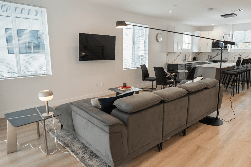 NORTH HOLLYWOOD Townhome: 4833 RIVERTON AVE