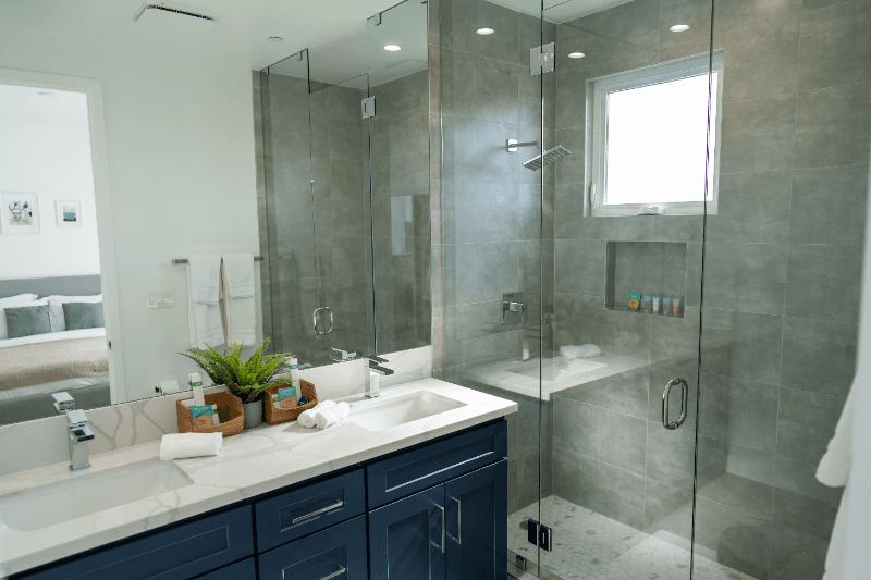 NORTH HOLLYWOOD Townhome: 4833 RIVERTON AVE