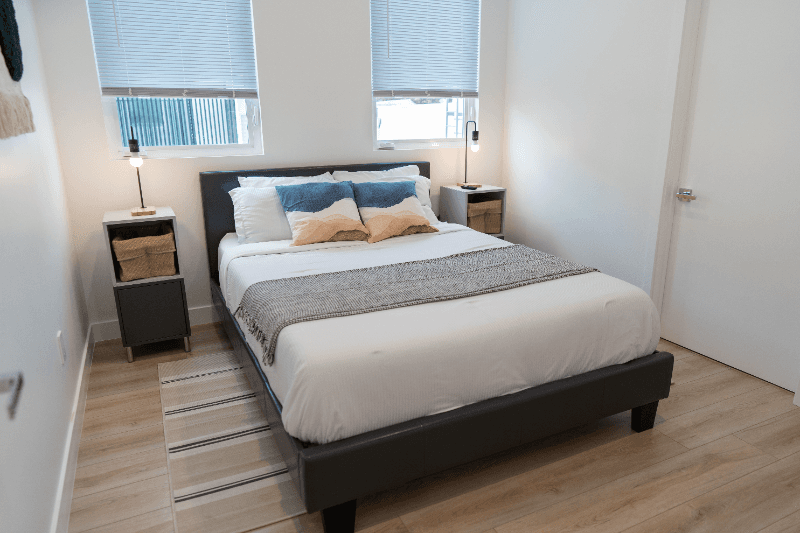 NORTH HOLLYWOOD Townhome: 4833 RIVERTON AVE
