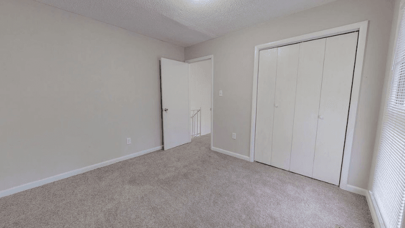 Spring Lake House: 118 Deerfield Dr