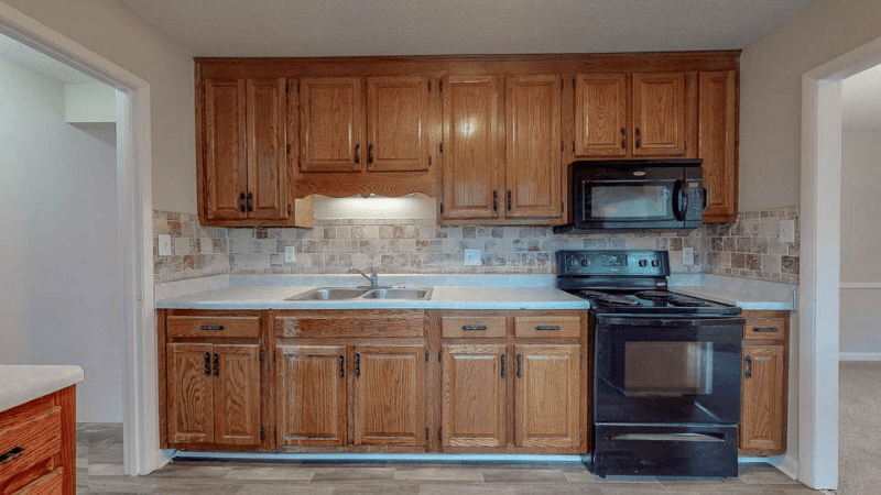 Spring Lake House: 118 Deerfield Dr