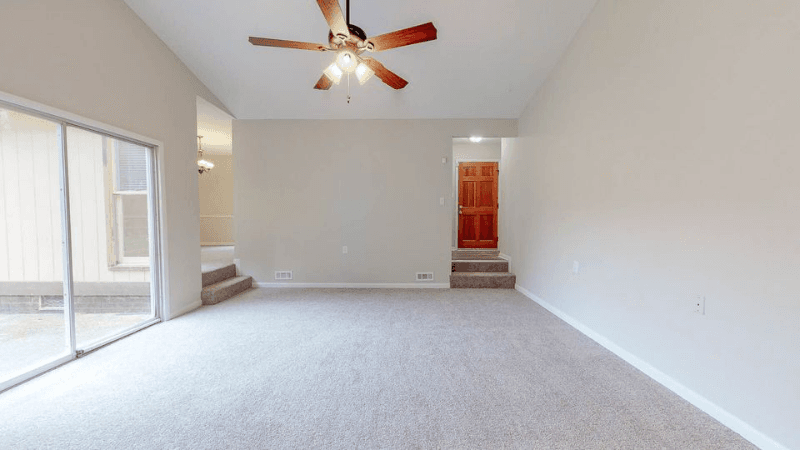 Spring Lake House: 118 Deerfield Dr