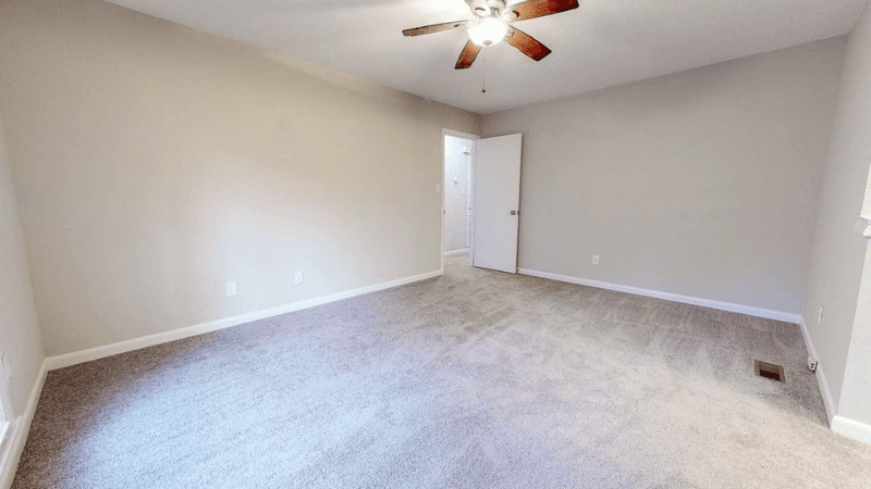 Spring Lake House: 118 Deerfield Dr