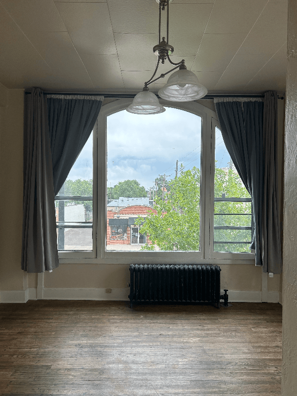 PUEBLO Apartment: 111 Broadway Ave. #9