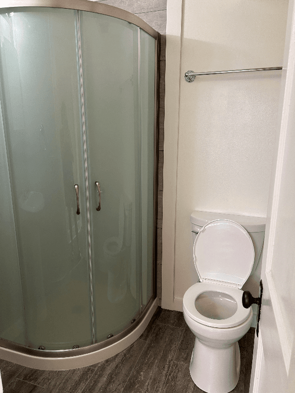 PUEBLO Apartment: 111 Broadway Ave. #9