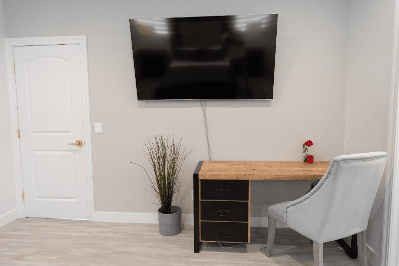 NORTH HOLLYWOOD House: 6337 AGNES AVE