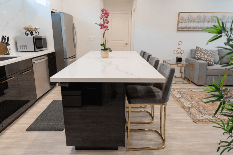 NORTH HOLLYWOOD House: 6337 AGNES AVE