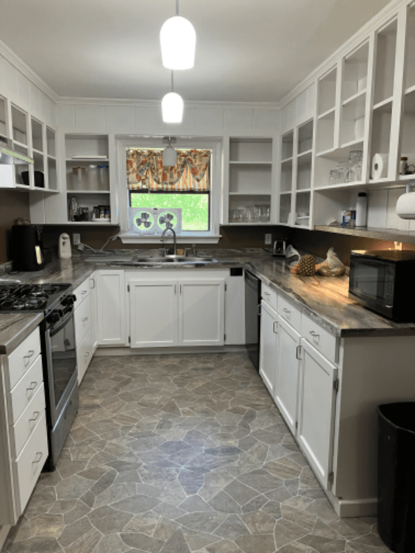 Tyler Other: 1428D Sunset Drive