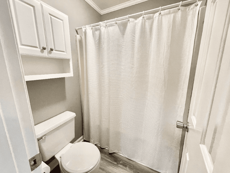 Florence House: 605 Thicket Pl.