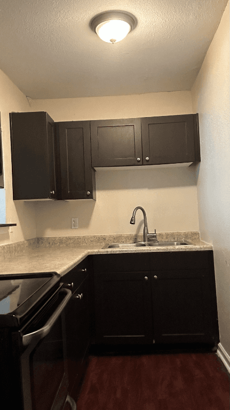 Harvey Apartment: 2216 Glasgow Dr.