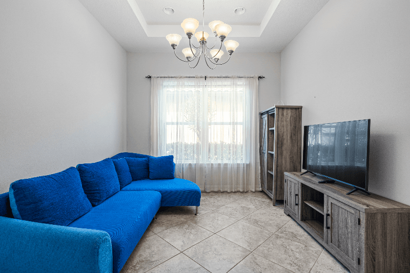 Nokomis House: 56XX Cantucci st