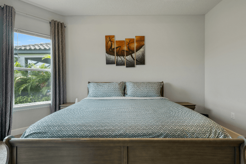 Nokomis House: 56XX Cantucci st