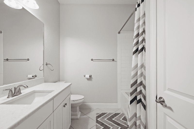 Nokomis House: 56XX Cantucci st