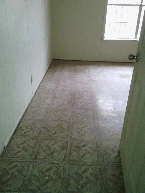 San Antonio House: 2323 Hicks Ave