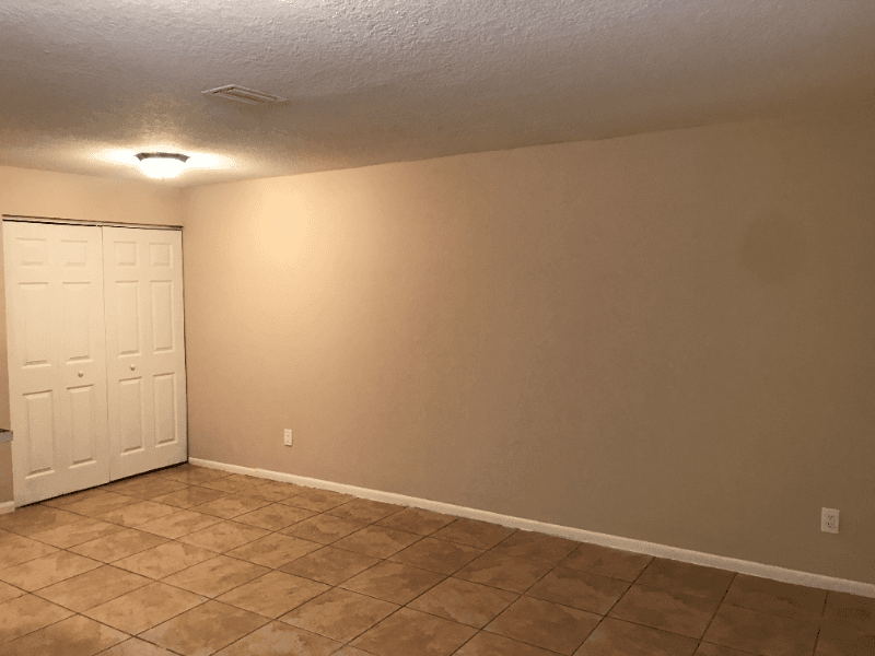 Tampa Other: 8518 North Mulberry Street