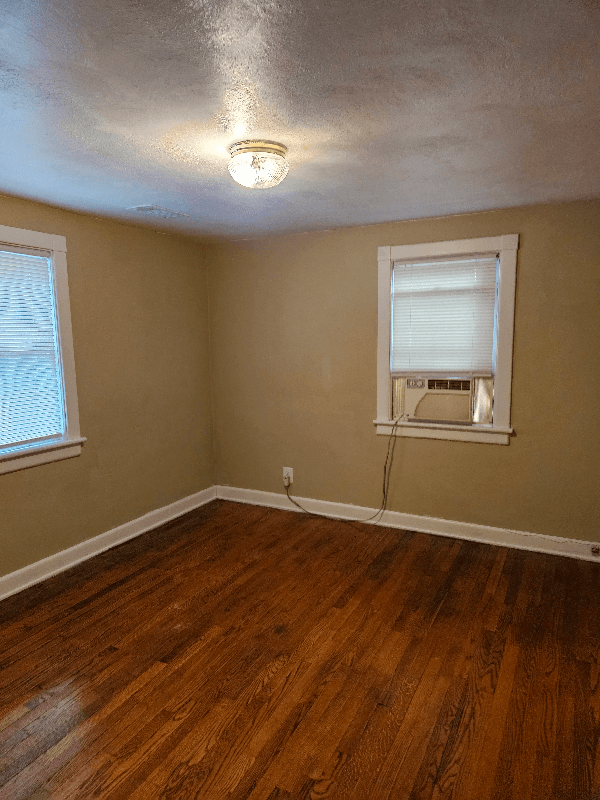 Norfolk Multiplex: 724 West 37 Street Apt#2