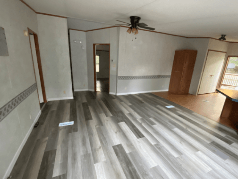 Conroe House: 14628 Firetower Rd