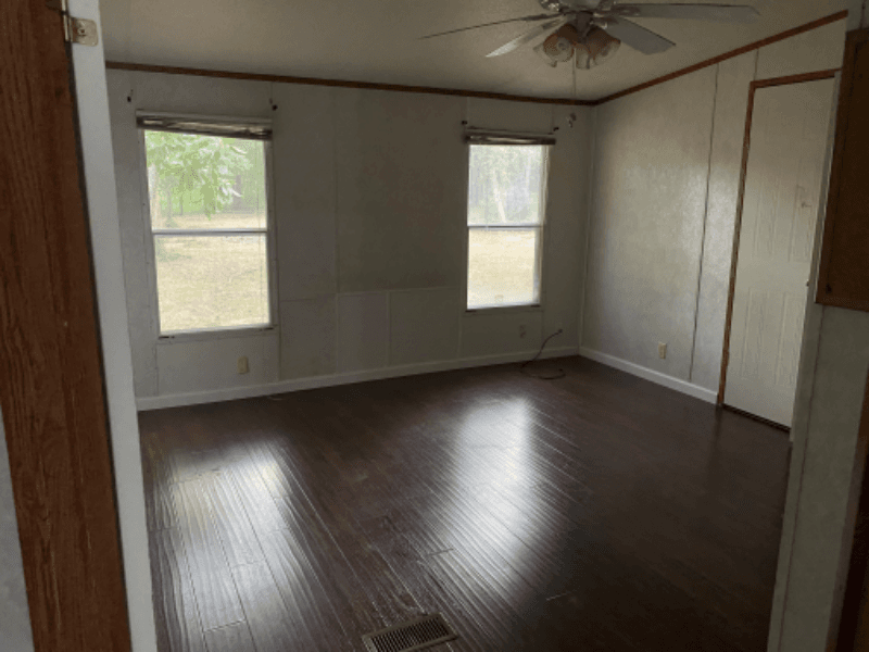 Conroe House: 14628 Firetower Rd