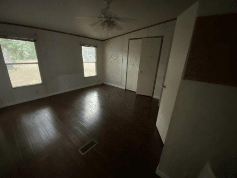Conroe House: 14628 Firetower Rd