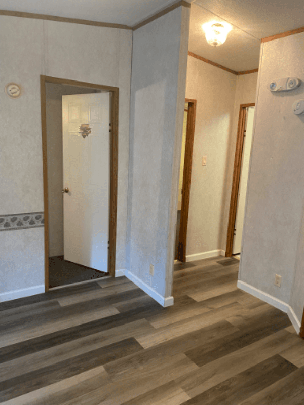 Conroe House: 14628 Firetower Rd