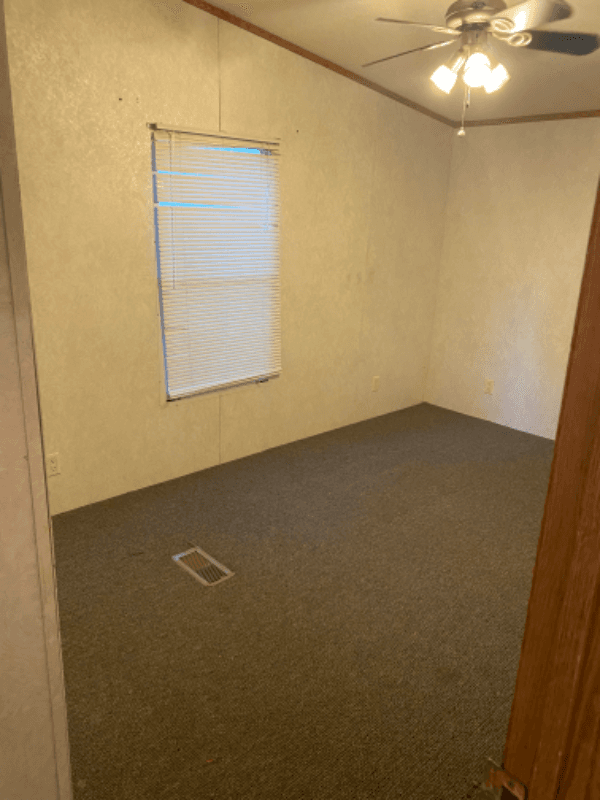 Conroe House: 14628 Firetower Rd