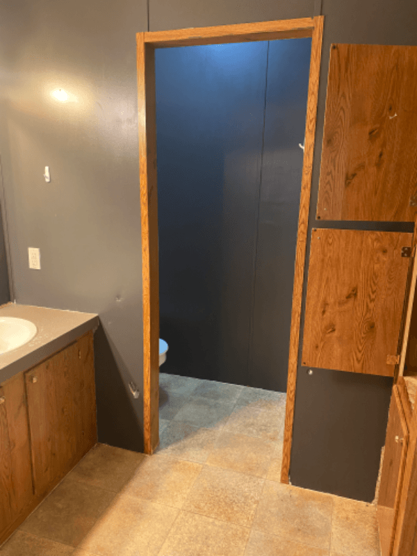 Conroe House: 14628 Firetower Rd