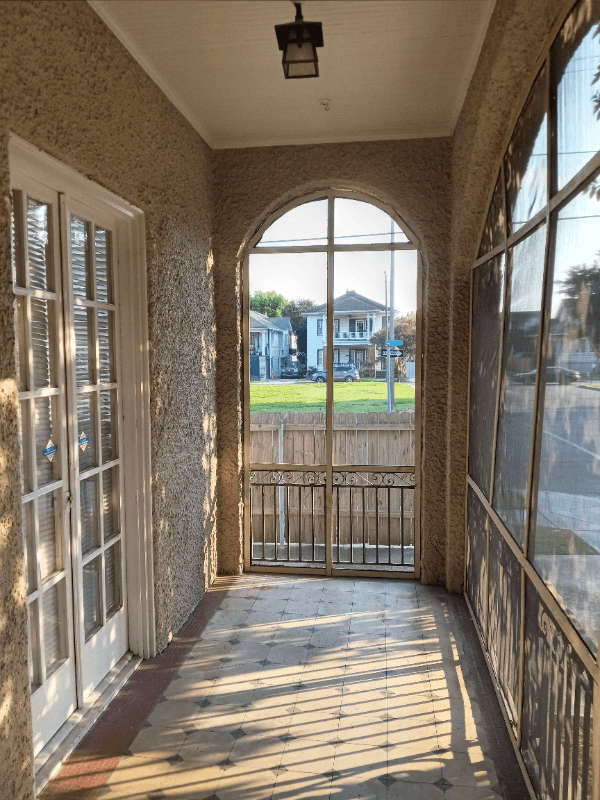 New Orleans Apartment: 800 N. Olympia Street