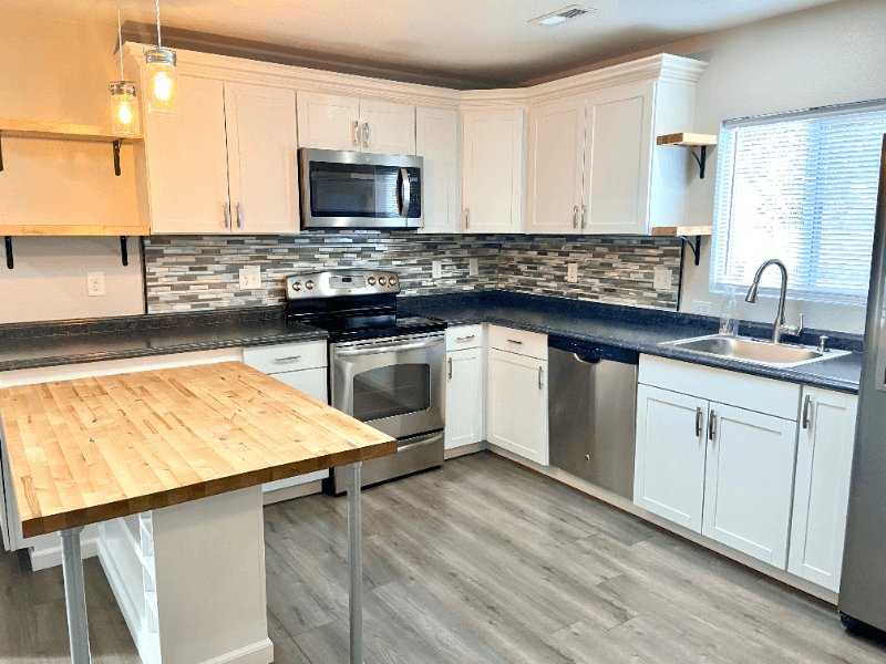 Colorado Springs House: 305 Redwood Dr.