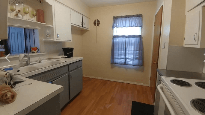 flint House: 2738 Berkley Street