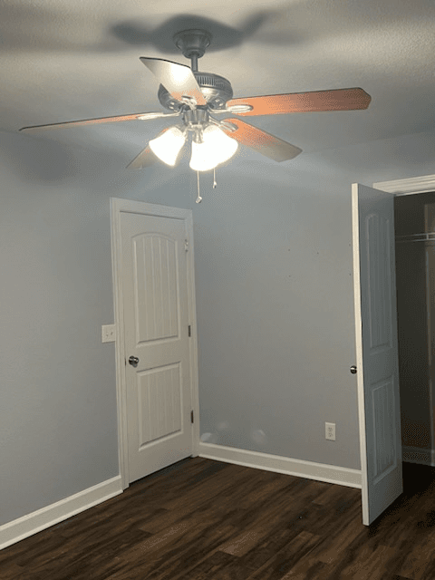 NORFOLK Single Room: 8040 BECKET ST