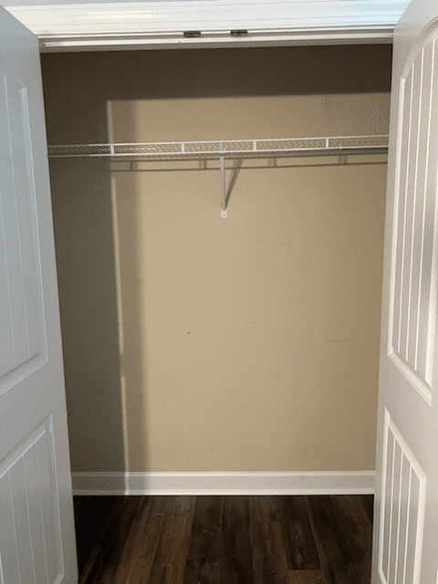 NORFOLK Single Room: 8040 BECKET ST