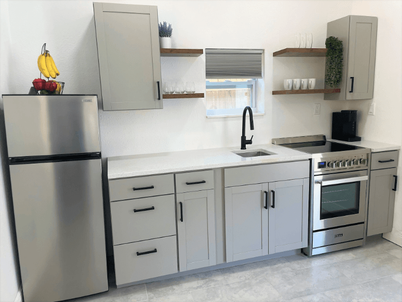 Saint Petersburg House: 1821 30th Ave N