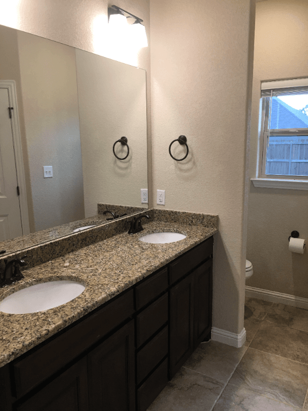 Granbury Townhome: 532 Landry Ct, Granbury TX