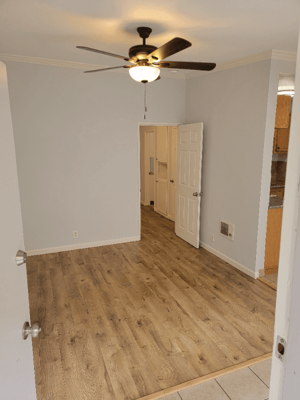 Long Beach Apartment: 3333 E. Wilton Street