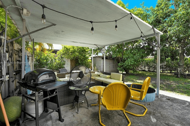 Miami Multiplex: 1169 SW 23rd Ave