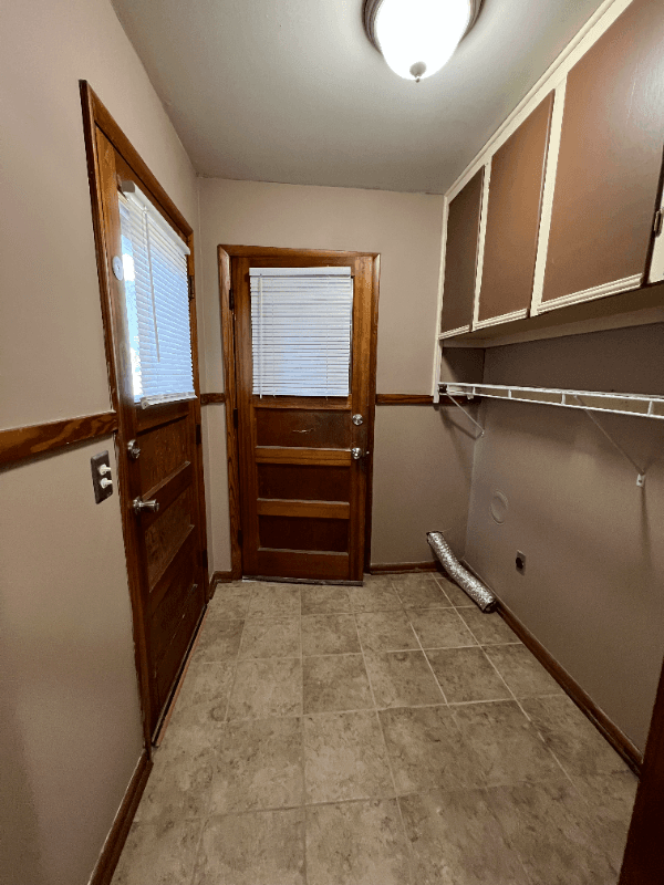 Wichita House: 7509 E Morris