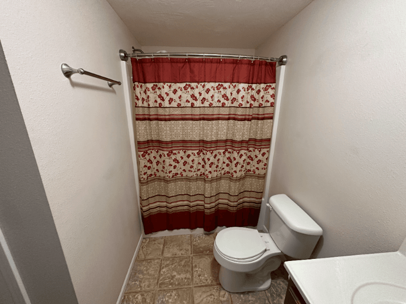 Saint Robert House: 15640 Top Drive